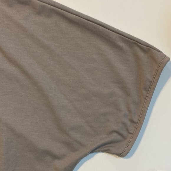 H by Halston Faux Wrap Short Sleeve Top Size M Taupe Brown Oversized Lagenlook - Picture 7 of 10